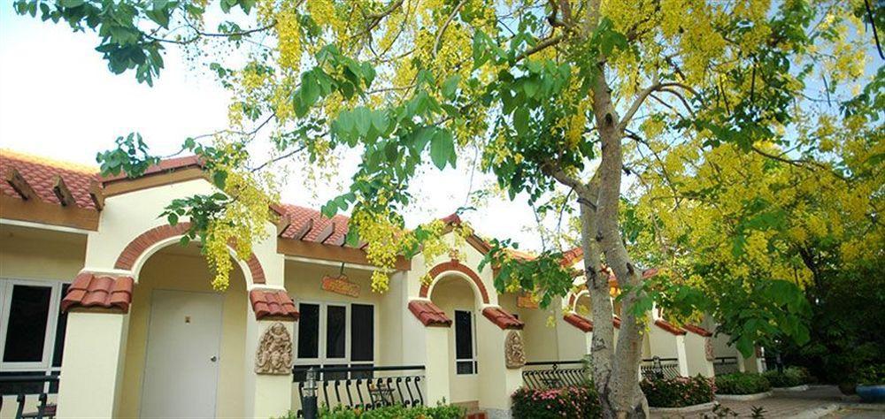 Lopburi Inn Resort Esterno foto
