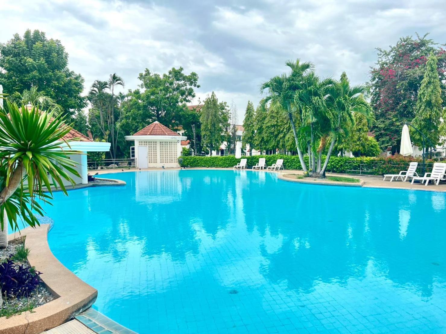 Lopburi Inn Resort Esterno foto