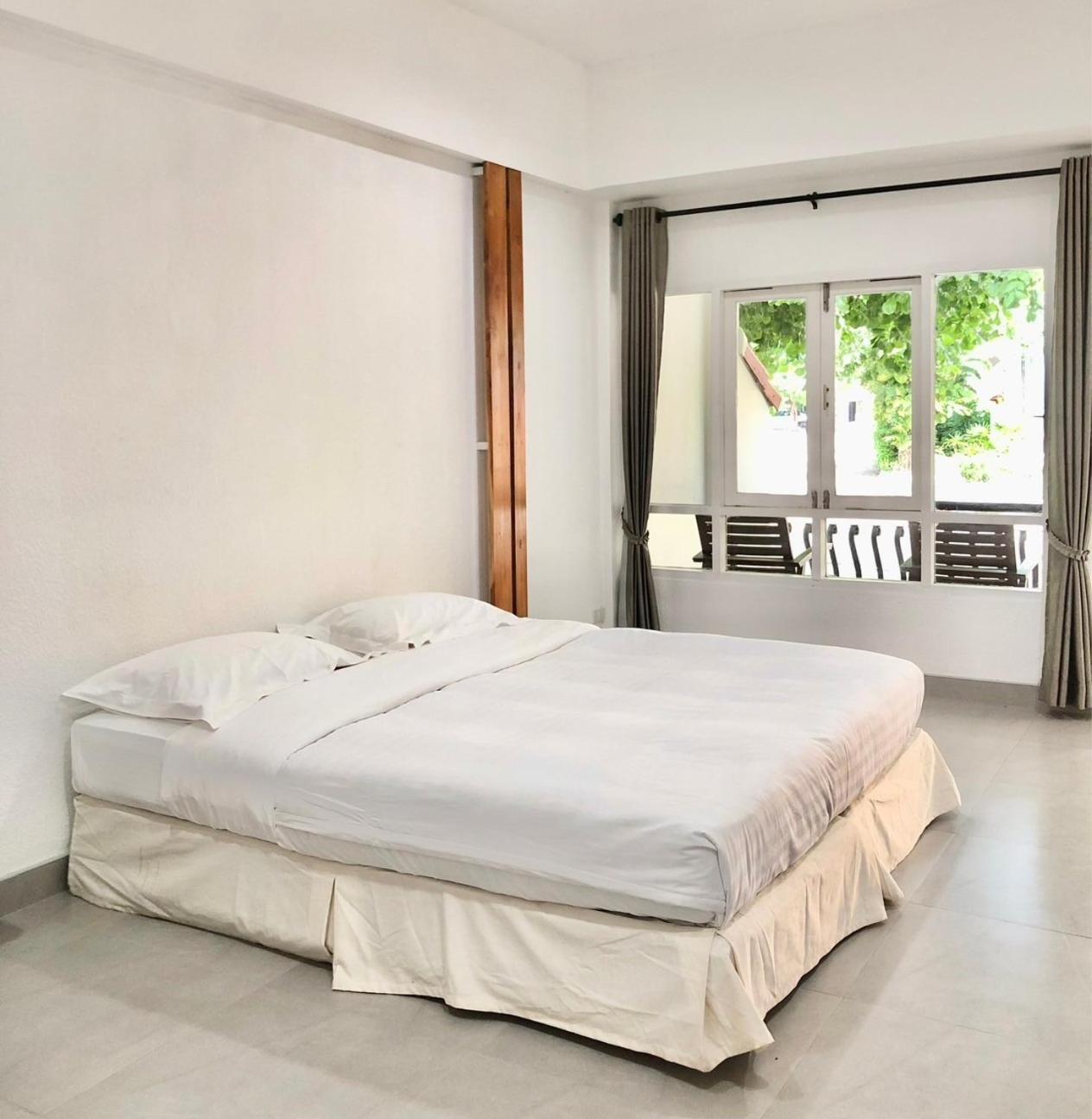 Lopburi Inn Resort Esterno foto