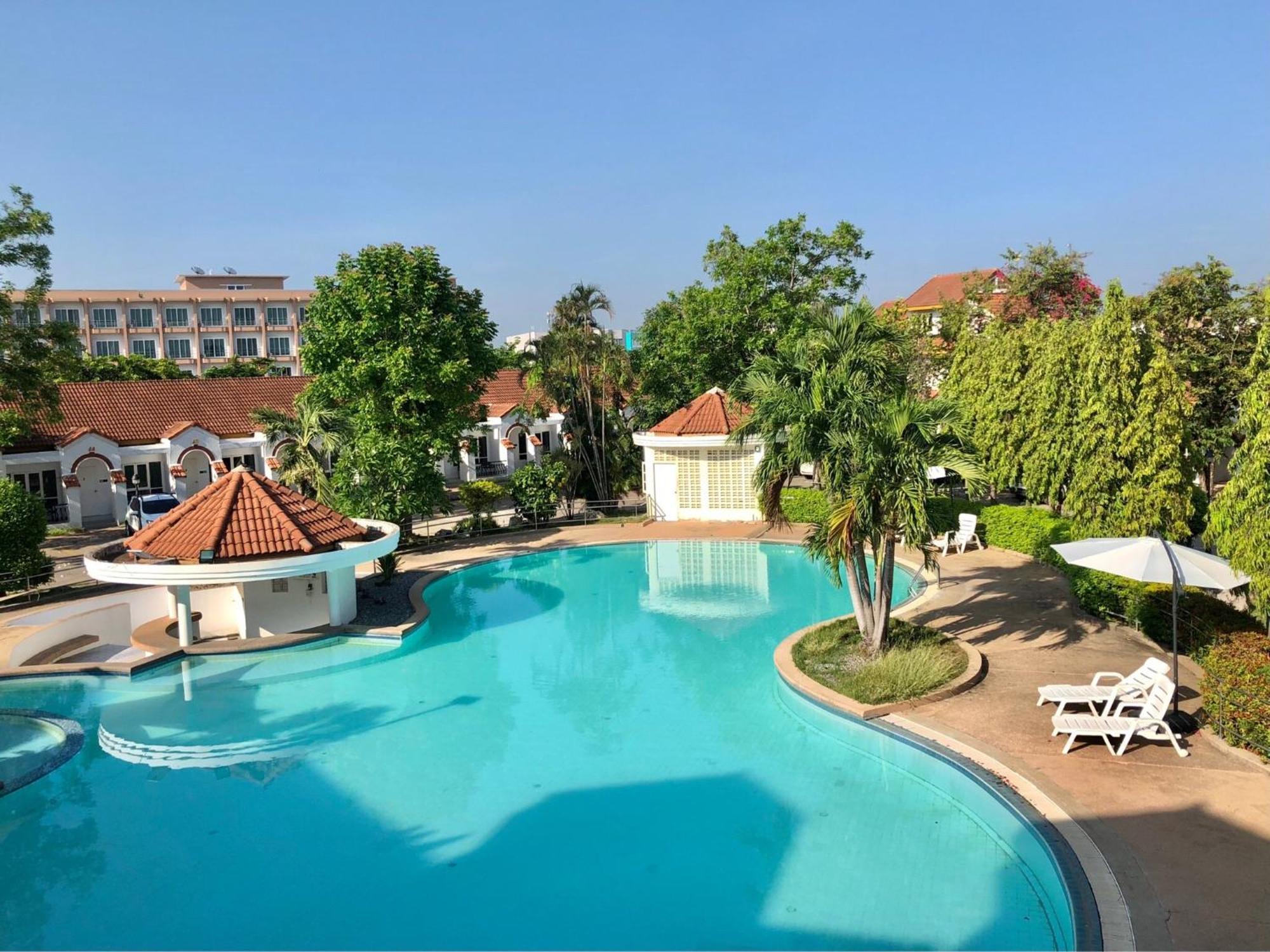 Lopburi Inn Resort Esterno foto