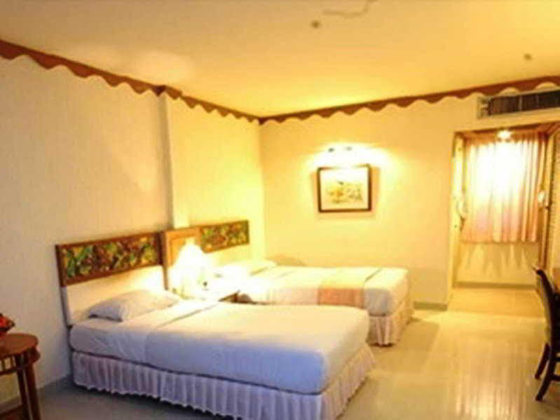 Lopburi Inn Resort Esterno foto